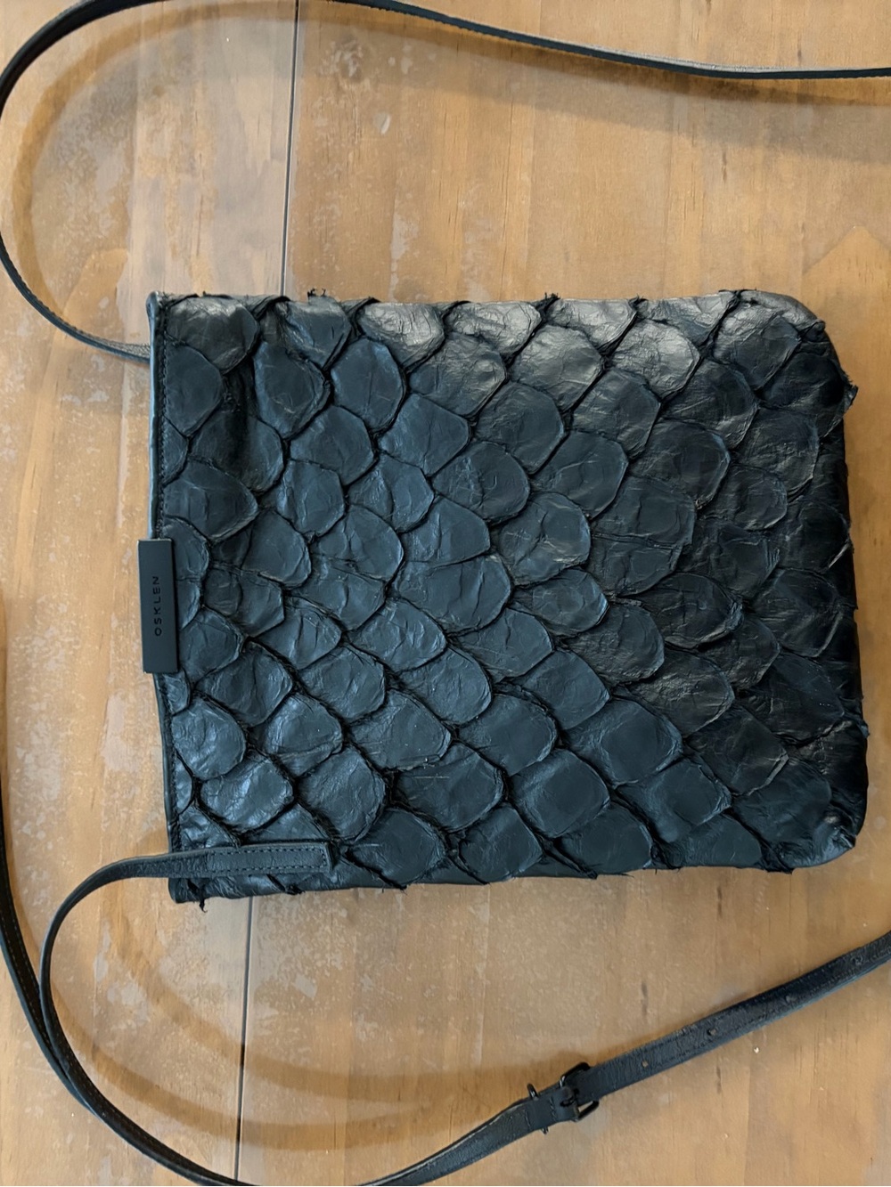 Osklen Black Textured Leather Crossbody Bag - Picture 2 of 7